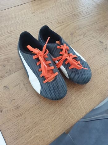 Chassures de foot puma 30