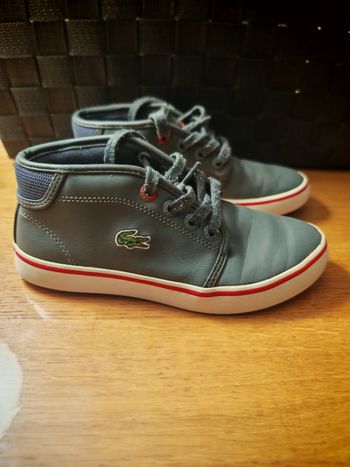 Baskets lacets Lacoste 