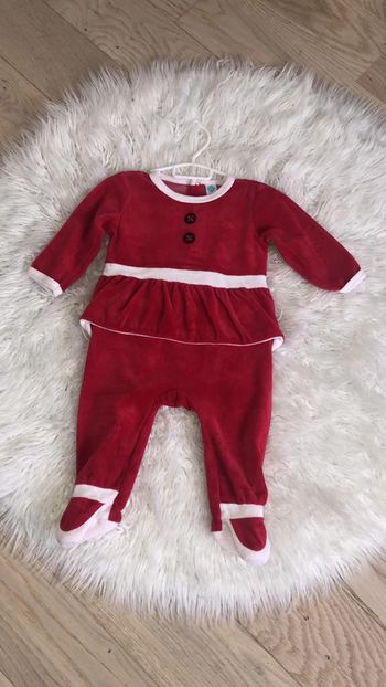Combinaison père noël bébé 9 mois