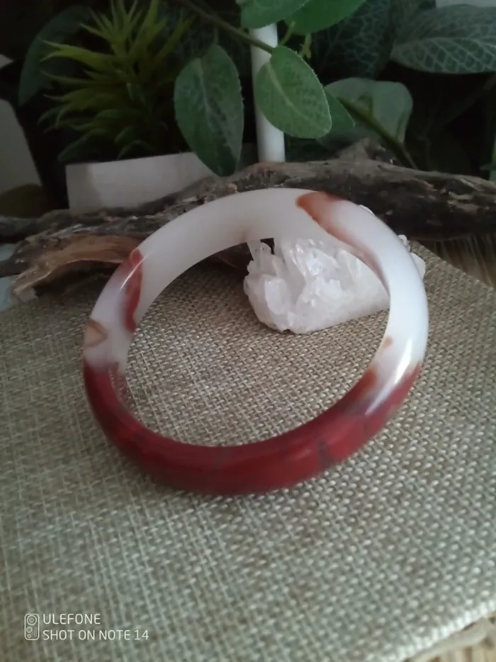 Bracelet jonc de jade rouge et blanc - photo numéro 3