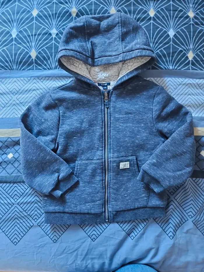 Gros gilet kiabi 6 ans