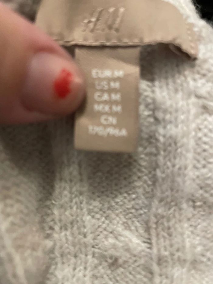pull col V H&m crème taille M - photo numéro 4
