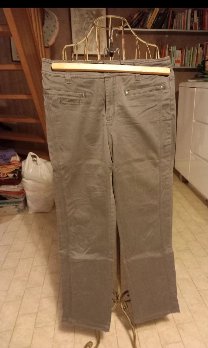 Jean marron (T.38) - photo numéro 2