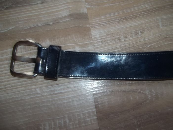 Ceinture ceintrée large cuir verni bleu - photo numéro 2