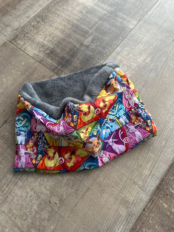 Snood enfant Pokémon taille 6/10 ans