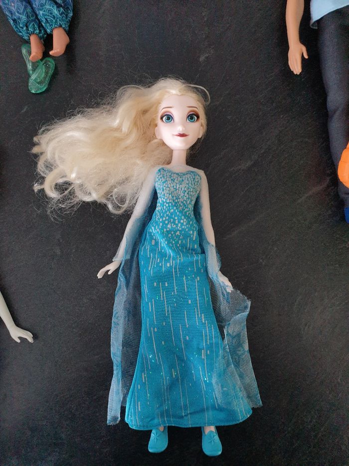 Lot 6 poupées Disney - photo numéro 6