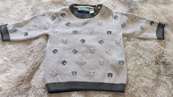 Pull Obaïbi taille 6 mois