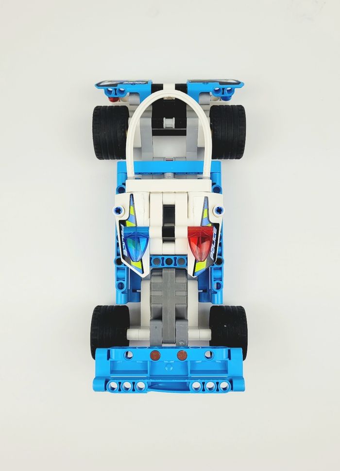 2 sets Lego Technic - pick up + voiture de police - rèf. 42090 et 42091 - photo numéro 7