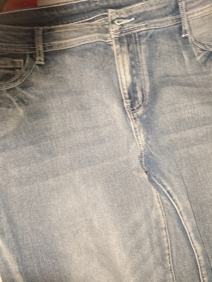 Jean extensible - photo numéro 2