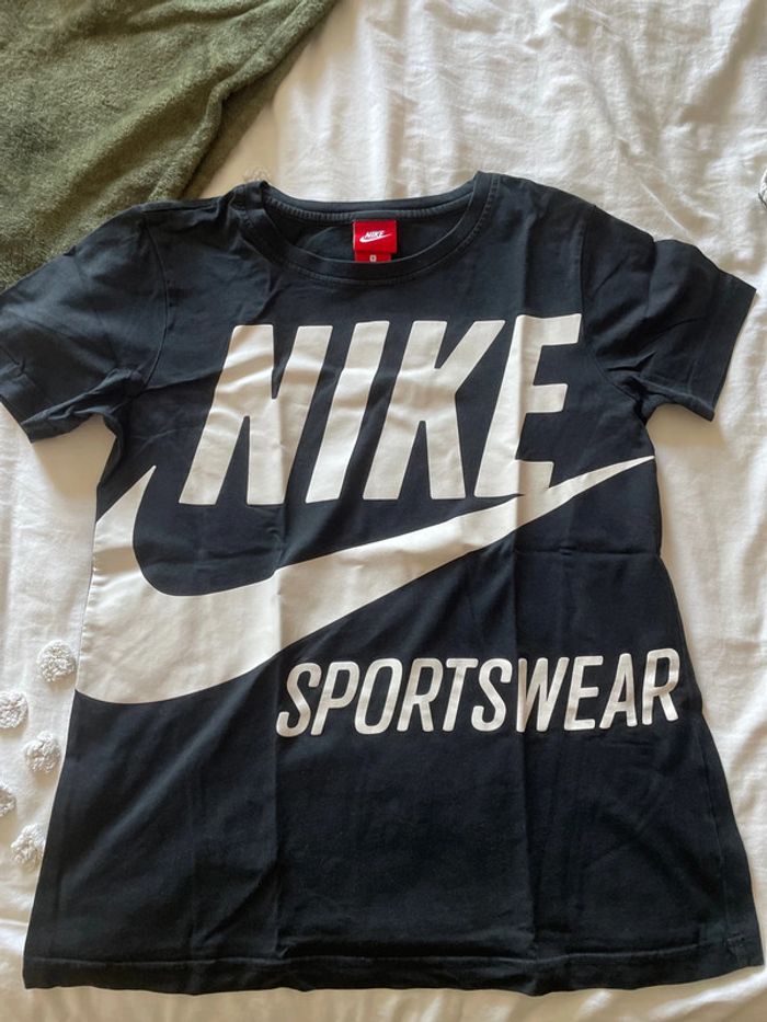 Tee shirt