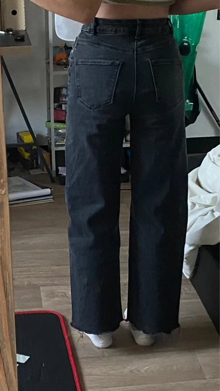 Pantalon noir - photo numéro 3