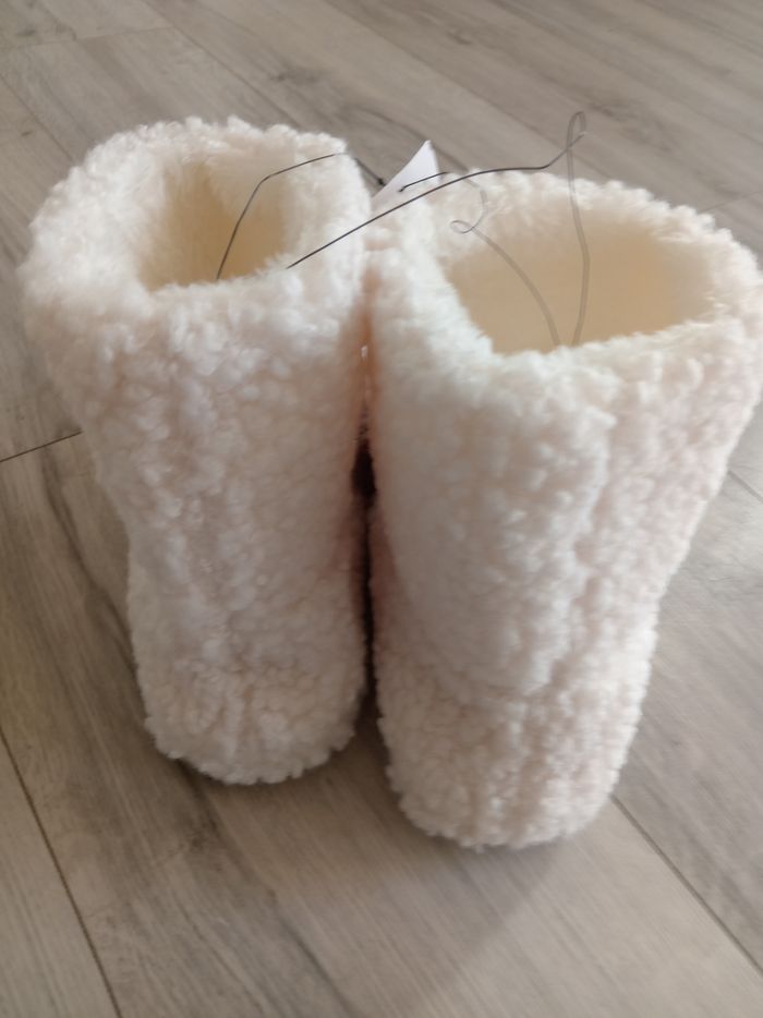Chaussons fourrés taille 38/39 - photo numéro 3