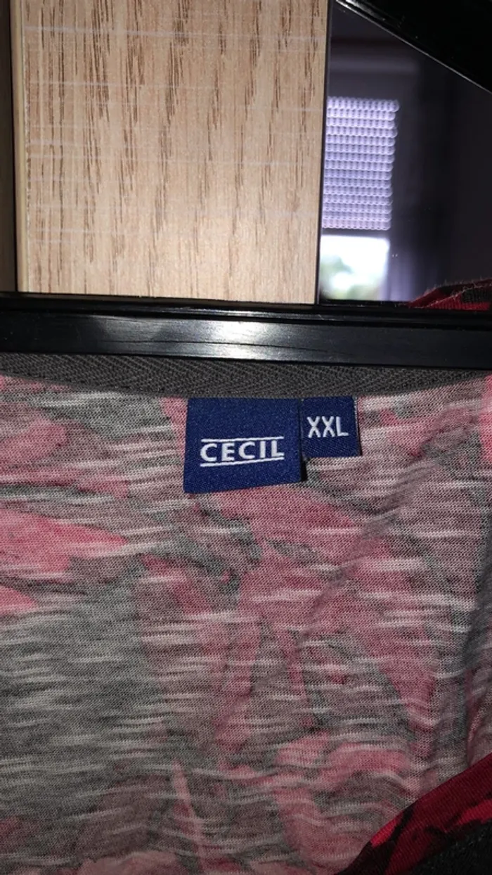 Teeshirt - photo numéro 2