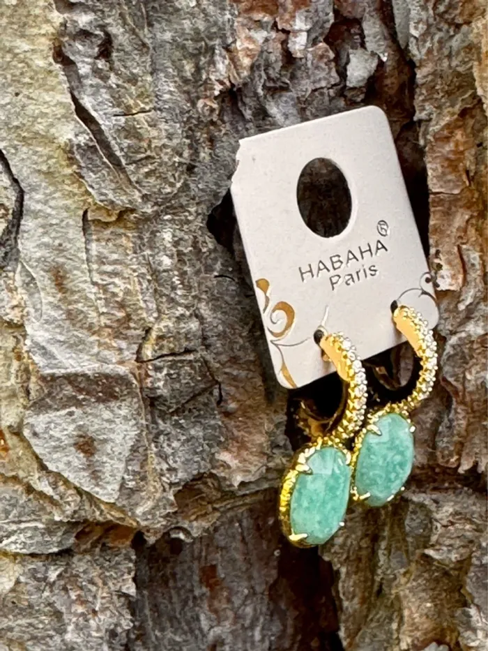 Boucles d’oreilles petites créoles zircons et pierre en jade vert - photo numéro 4