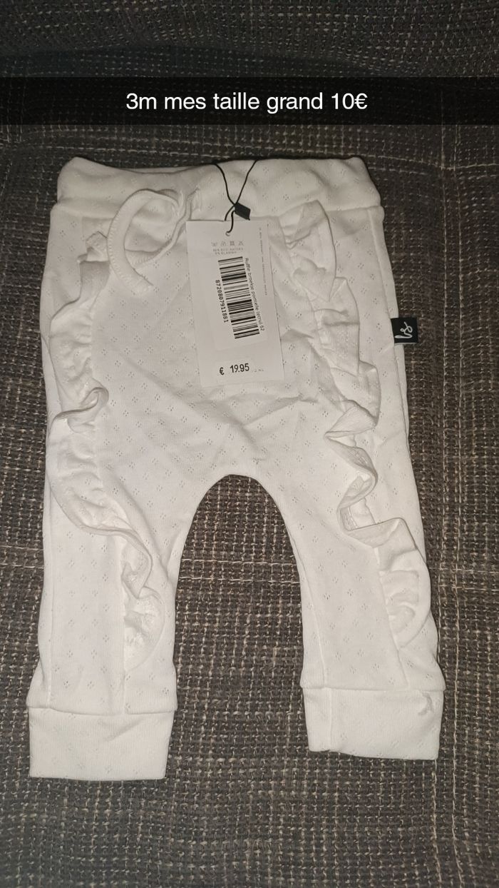 Lot vêtements bébé