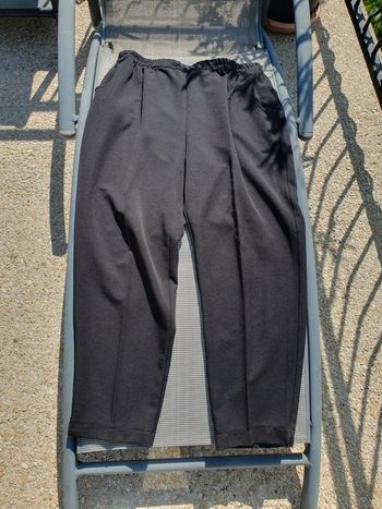 Pantalon taille 40