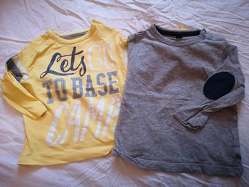 Lot 2 t-shirts
