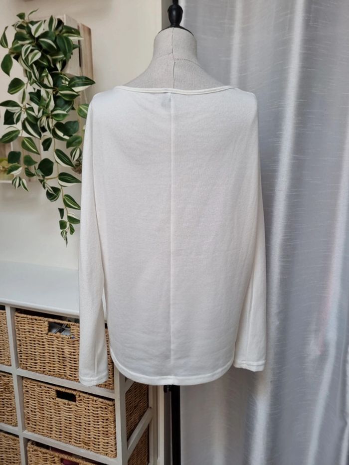 Pull blanc SHEIN taille 38/40 - photo numéro 2