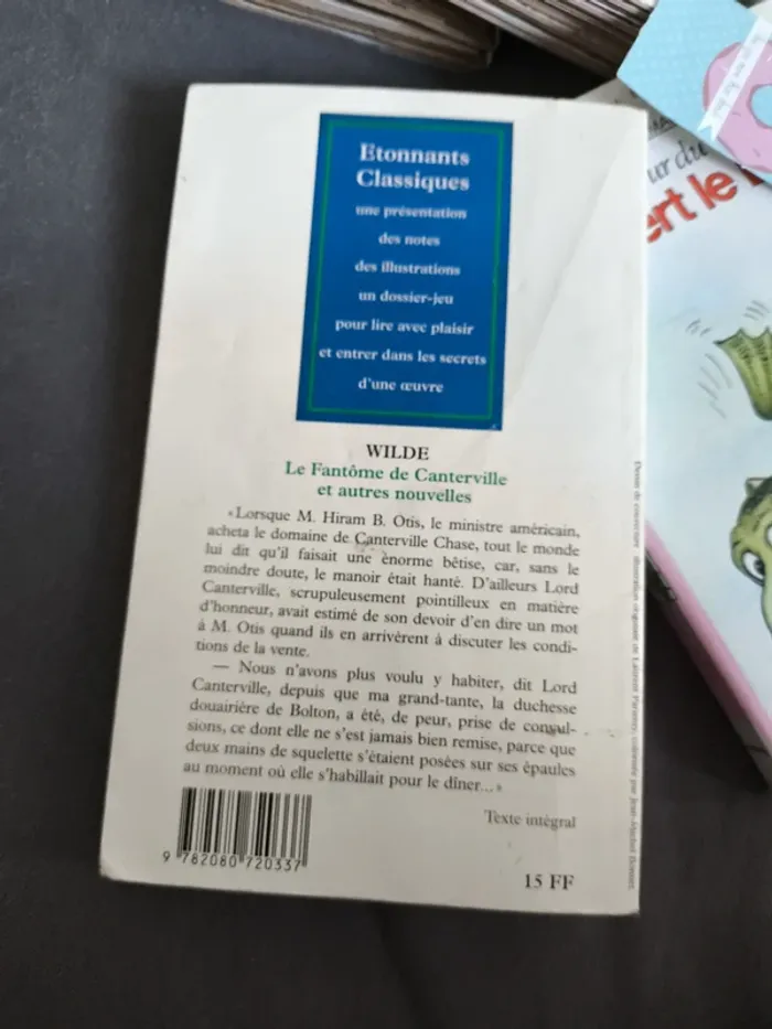 Livre "le fantôme de canterville" - photo numéro 3