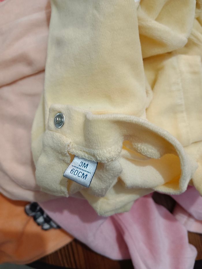 Lot de pyjamas 3 mois - photo numéro 4