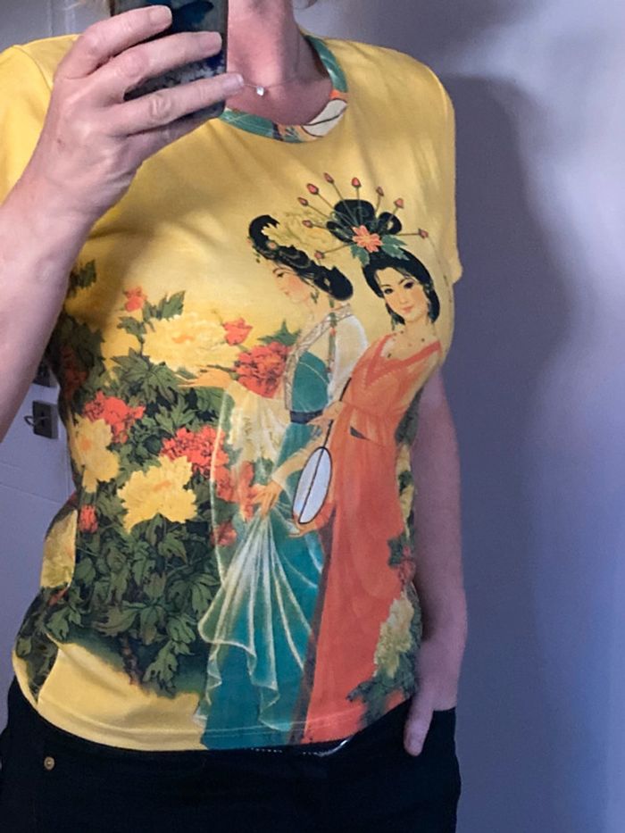 Superbe t-shirt geisha 40 - photo numéro 2