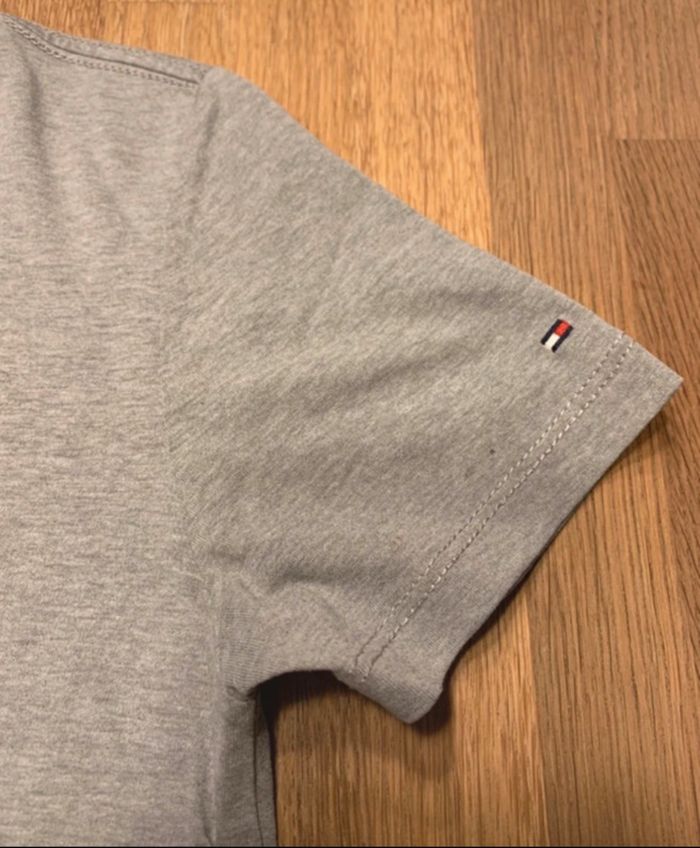 Tommy Hilfiger / t-shirt / garçon / 12 ans - photo numéro 3