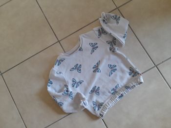 Sweat motifs papillons