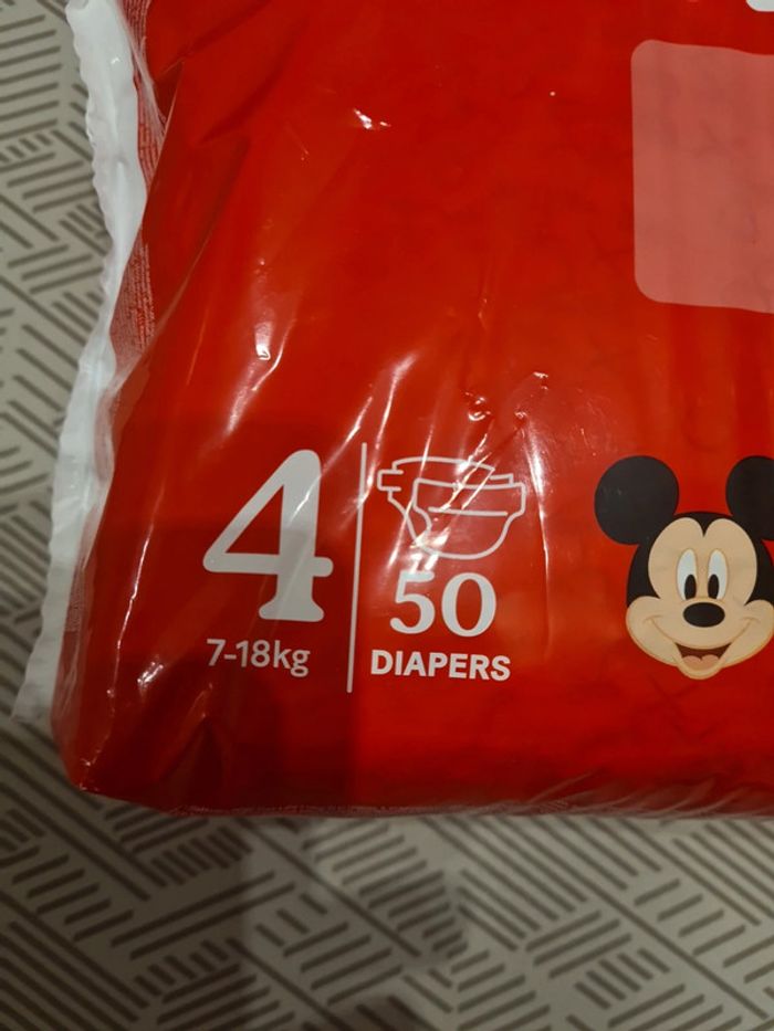 Sachet de 50 couches taille 4 huggies - photo numéro 2