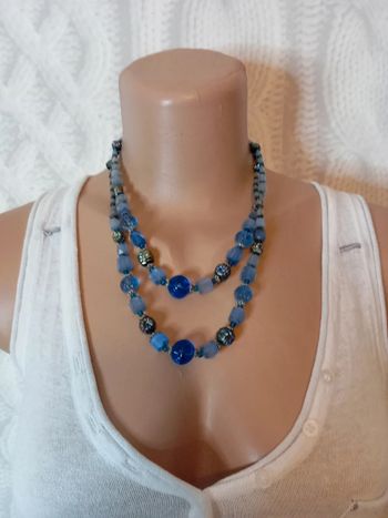 Collier vintage en perles de verre ancien