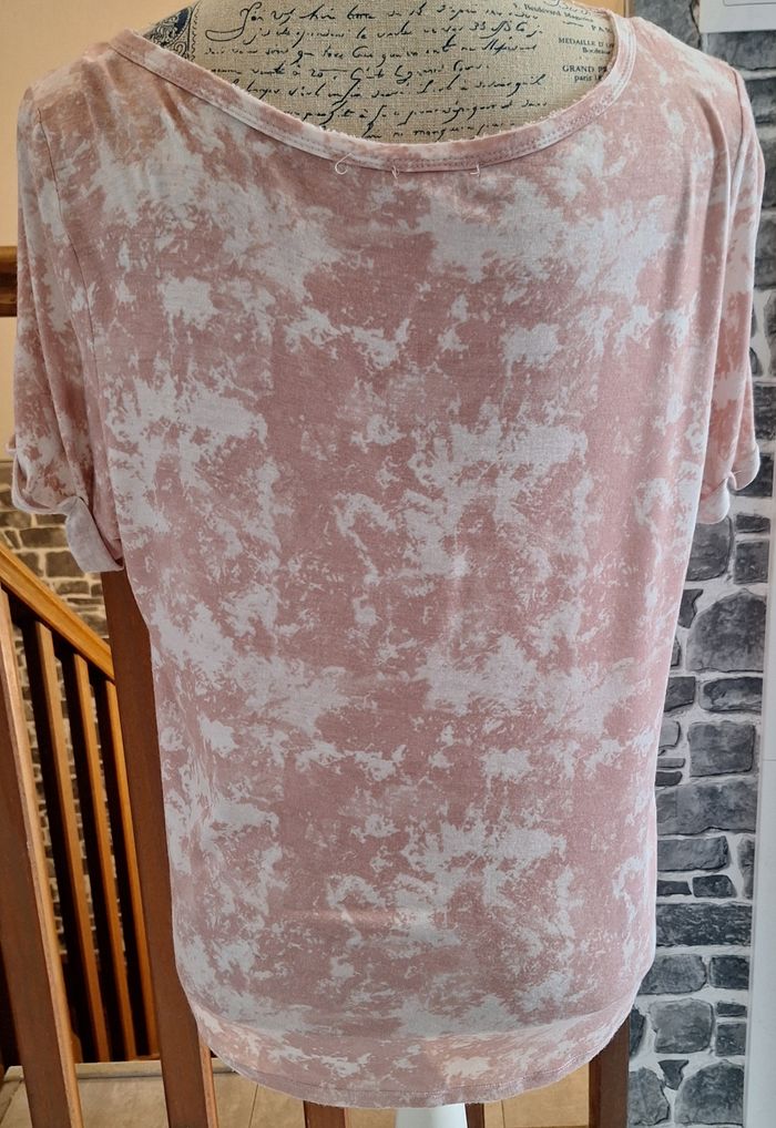 Tee-shirt lacé rose et blanc - photo numéro 5