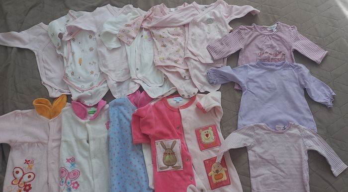 Lot vetements bebe fille 3 mois