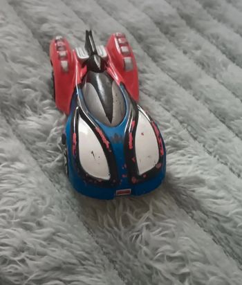 Voiture maisto spiderman marvel