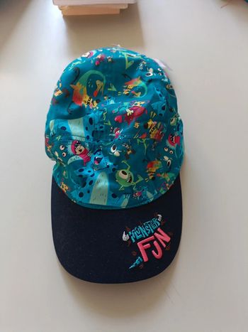 Casquette Disneyland Paris 53-60 cm 6-14 ans neuf avec étiquette