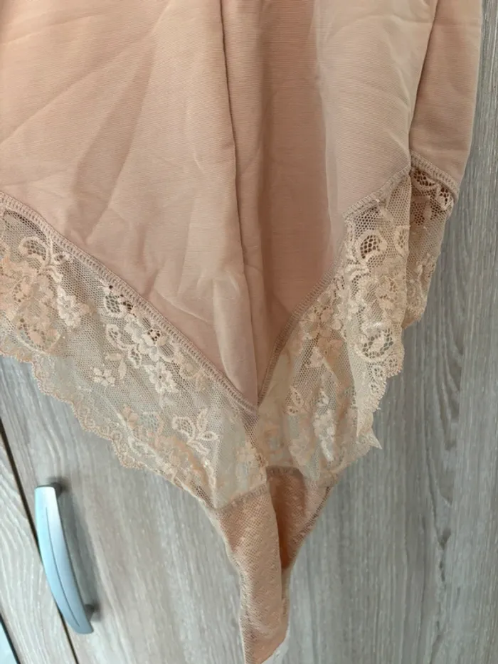 Body femme lingerie - photo numéro 6