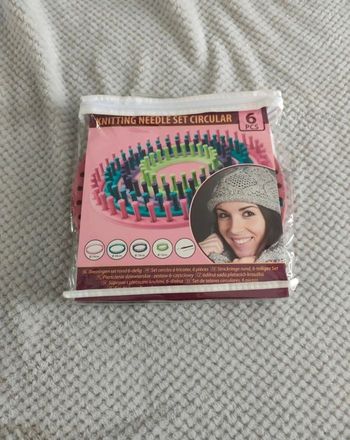 🧶 Kit de Tricot Circulaire (4 Métiers à Tisser) - État Neuf