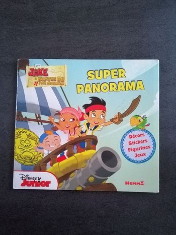 Livre de jeux Disney Junior en bon état