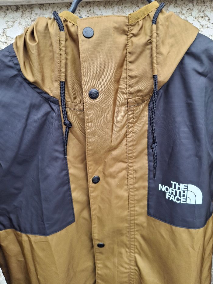 Veste Coupe-vent The North Face XS Neuve - photo numéro 4