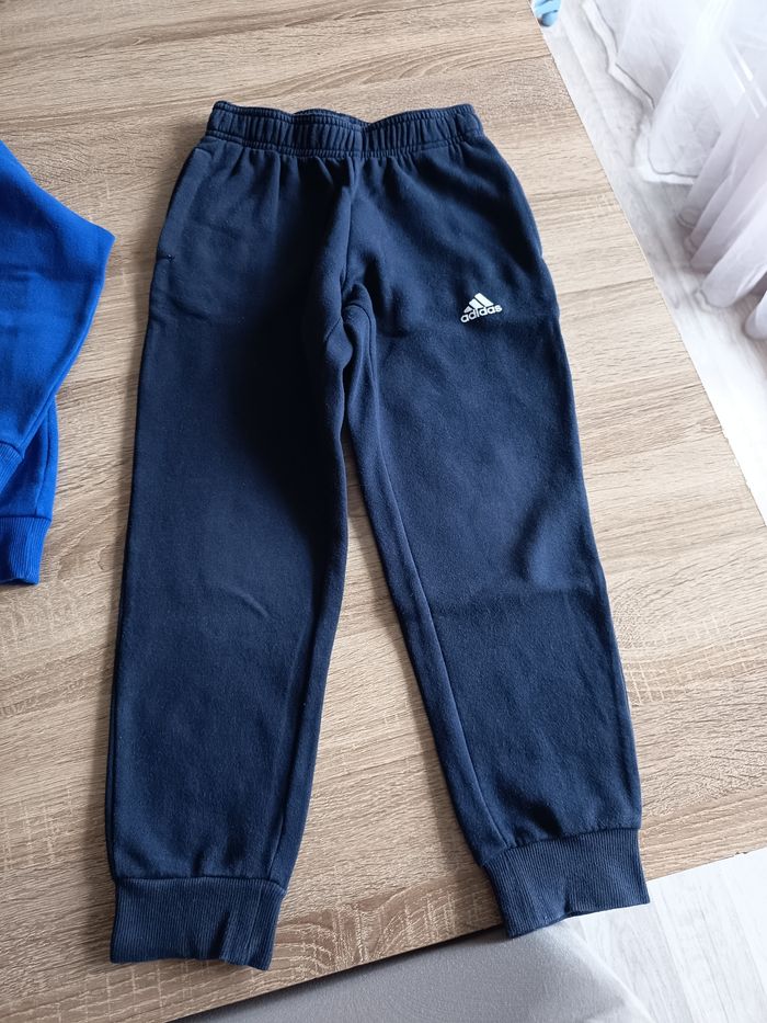 Ensemble de jogging - photo numéro 2