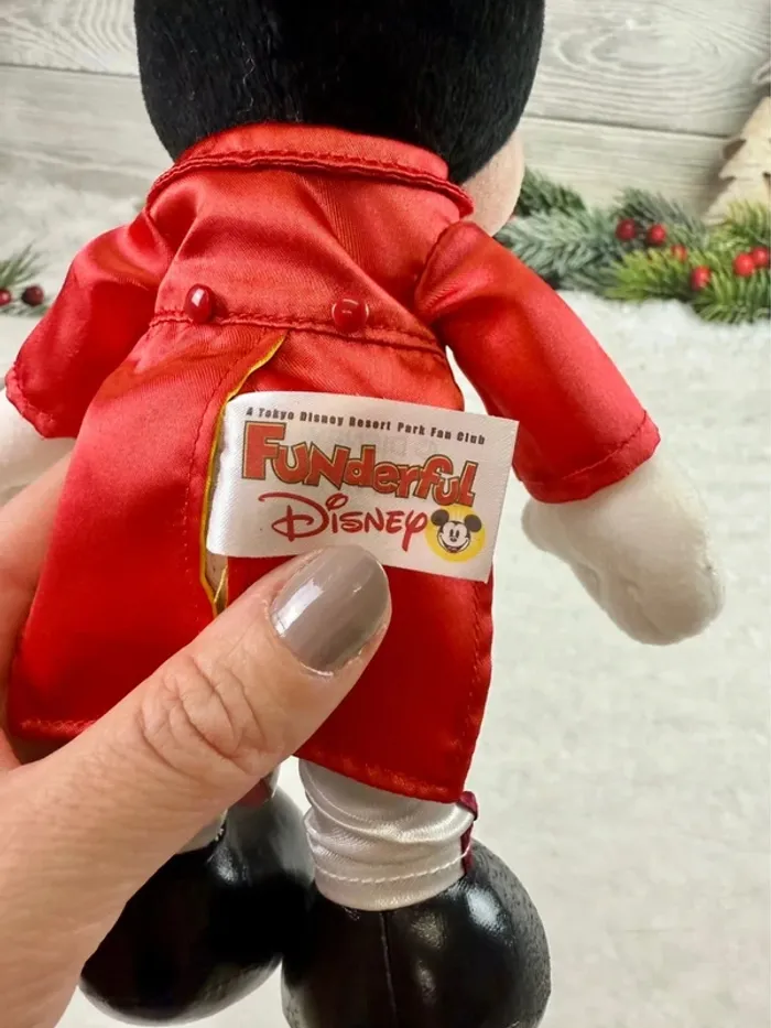 Peluche Disney  collector Mickey Mouse import Japon Tokyo Disneyland - photo numéro 8