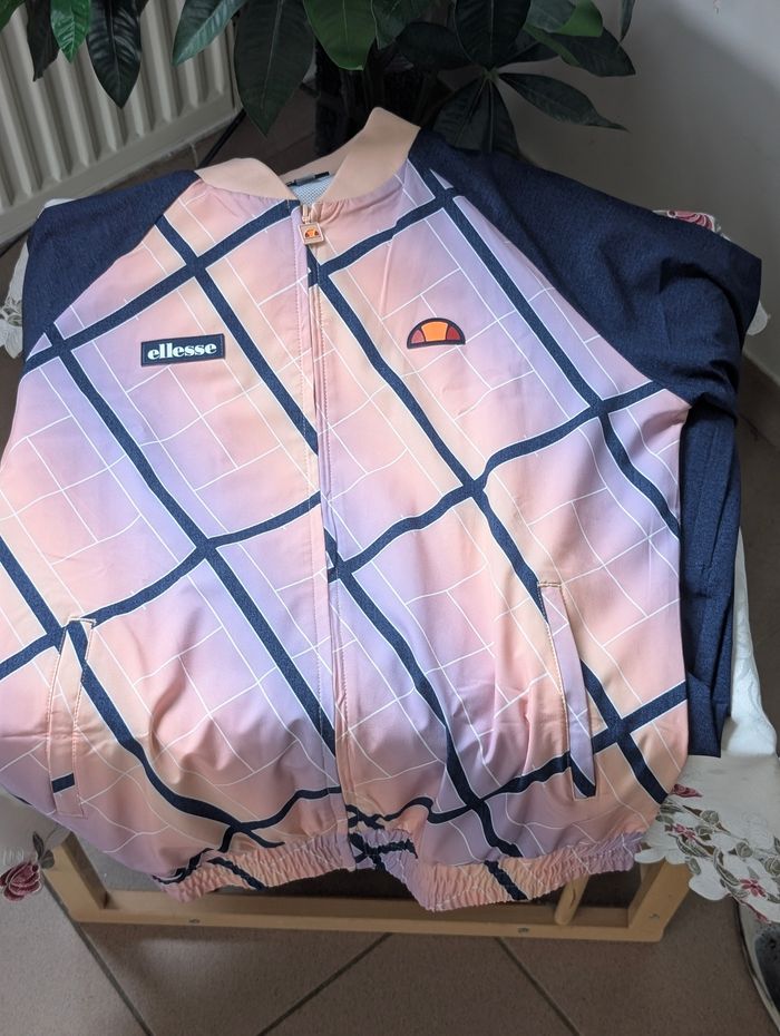 Ellesse survêtement parfait état taille M - photo numéro 2