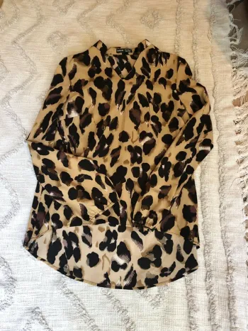 Blouse léopard taille 36