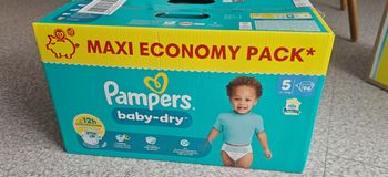 Couches Pampers taille 5
