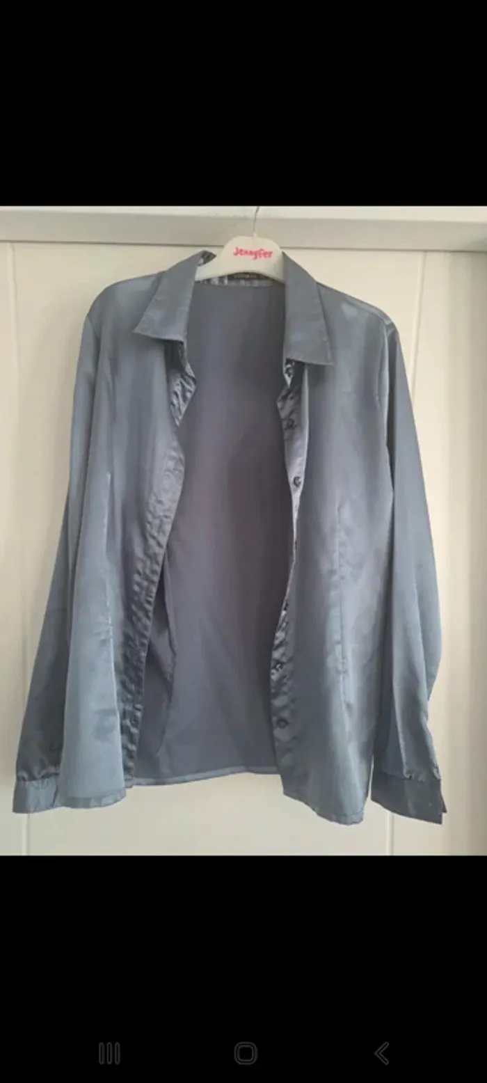 Chemise satin Toumai 42