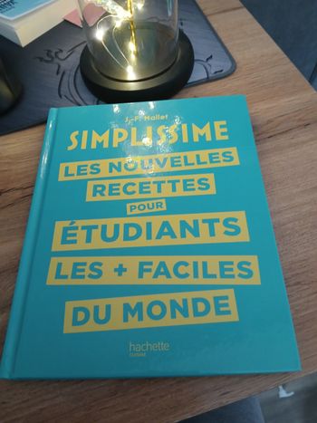 LIVRE LES NOUVELLES RECETTES POUR ETUDIANTS LES PLUS FACILE DU MONDE DE JF MALLET