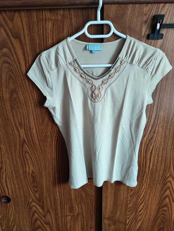 T shirt manche courte taille S - photo numéro 2