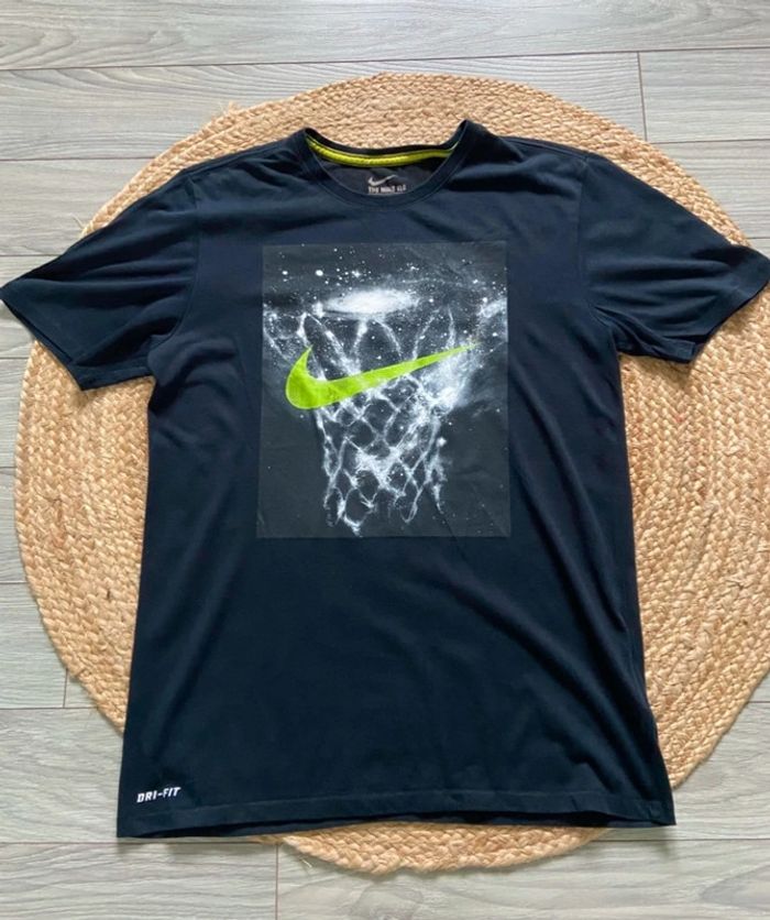 T-shirt homme Nike Dri-Fit Galaxy Basketball 🏀 Taille M