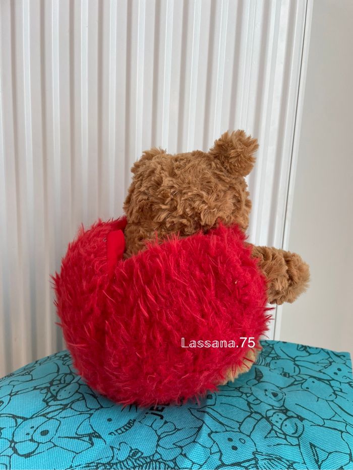 Peluche Jellycat ours Bartholomew Coeur ♥️ - photo numéro 5