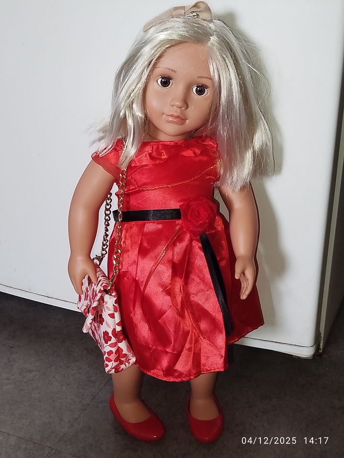 Poupée our generation - photo numéro 2