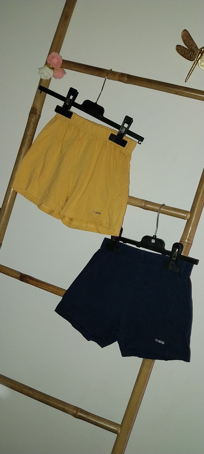 Duo/ Lot de 2 shorts Décathlon baby très bon état 2 ans