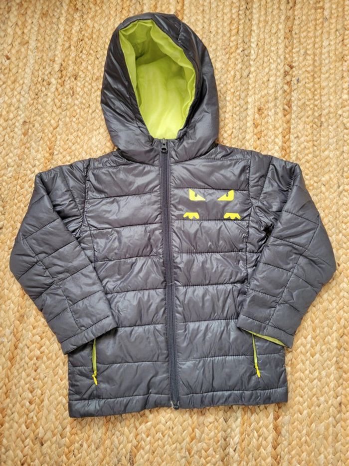 Doudoune fine à capuche 4 ans